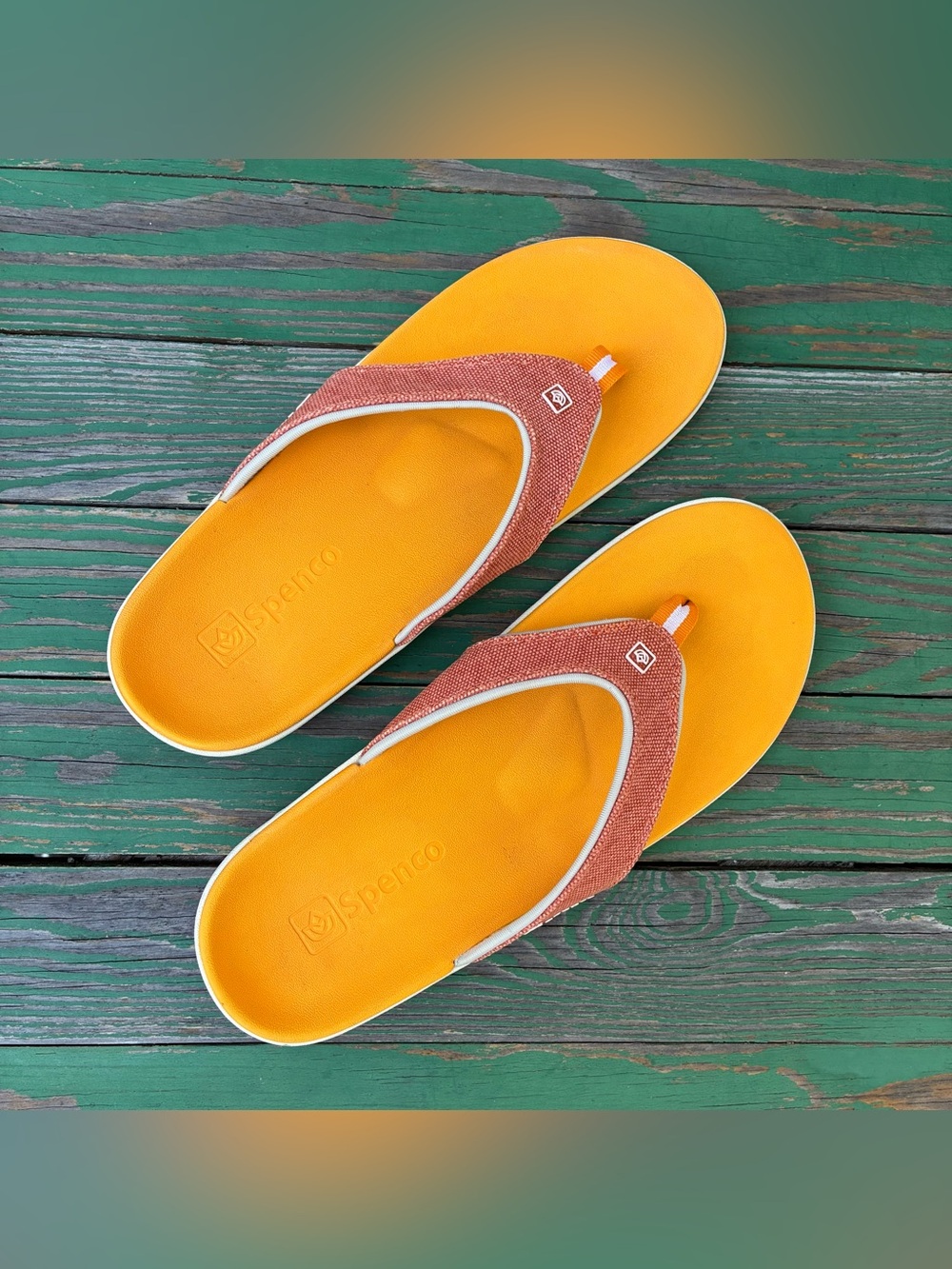 Spenco Womens Yumi Canvas Tangerine Flip Flops Sz 10 Slippers Thongs